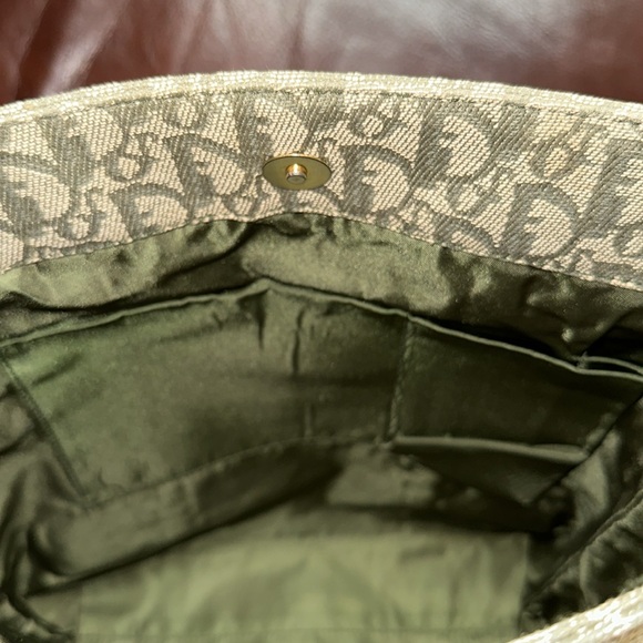🔥🔥🔥Authentic Christian Dior Trotter Green Signature Tote Shoulder Bag - Picture 13 of 16